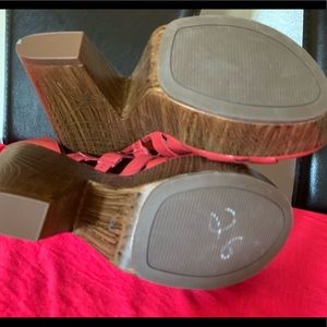 Guess brand new never been worn dress shoes.